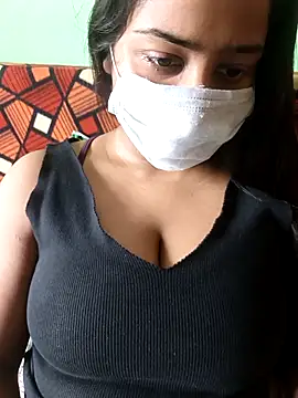 COZY ROZI online show from 09.20.25