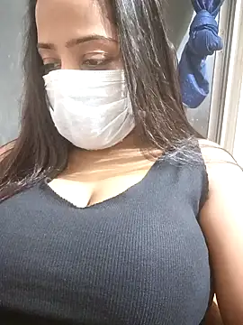 COZY ROZI online show from 12.01.25