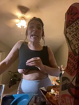 Snapshot of PersianCream77 chatting on 02.19.25 PersianCream77 online show from 02.19.25