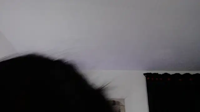 Snapshot of amy_royale chatting on 03.08.25 amy royale online show from 03.08.25