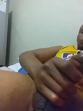 TwistedR online show from 10.31.25