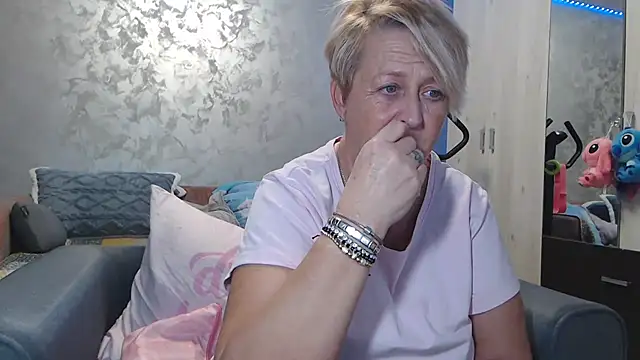 RosesandLillies online show from 03.05.26