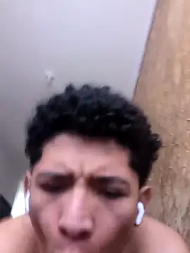 Snapshot of Magno_03 chatting on 10.24.25 Magno 03 online show from 10.24.25