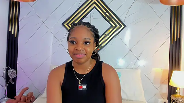 Snapshot of EmilyDiaaz chatting on 11.07.25 EmilyDiaaz online show from 11.07.25