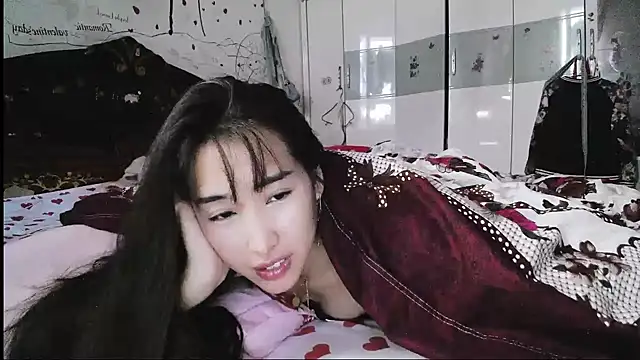 hebe-02 online show from 10.30.25