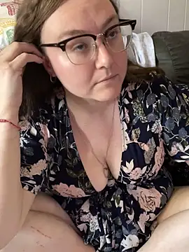 HTXBELLE online show from 03.06.25