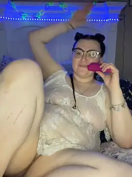 HTXBELLE online show from 03.08.25