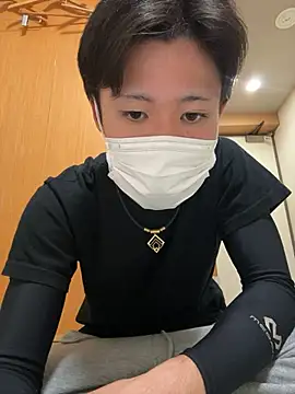 Snapshot of chiba_chan chatting on 10.29.25 chiba chan online show from 10.29.25