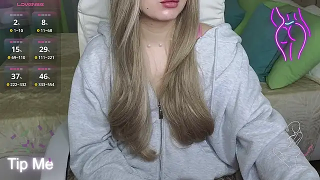 Snapshot of baby_debbie chatting on 03.13.25 baby debbie online show from 03.13.25