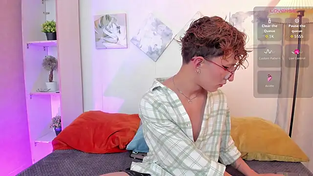 iiangel  online show from 11.27.25