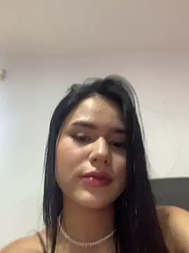 Snapshot of Emily-Carter chatting on 10.31.25 Emily-Carter online show from 10.31.25