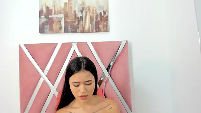 Snapshot of Emily-Carter chatting on 12.15.25 Emily-Carter online show from 12.15.25