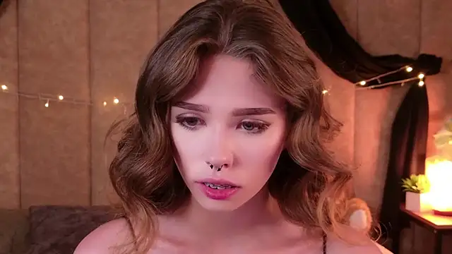 Sierra Fane online show from 09.12.25