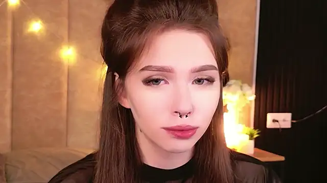 Sierra Fane online show from 11.09.25