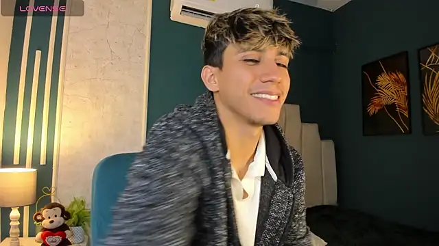 Allex Cano online show from 03.17.25