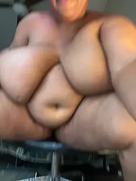 Snapshot of Deshay30 chatting on 02.17.26 Deshay30 online show from 02.17.26