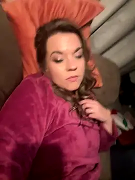 Snapshot of SirensKissss chatting on 11.08.25 SirensKissss online show from 11.08.25