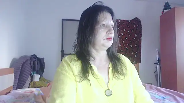 Snapshot of ExtasyMature chatting on 04.07.26 ExtasyMature online show from 04.07.26