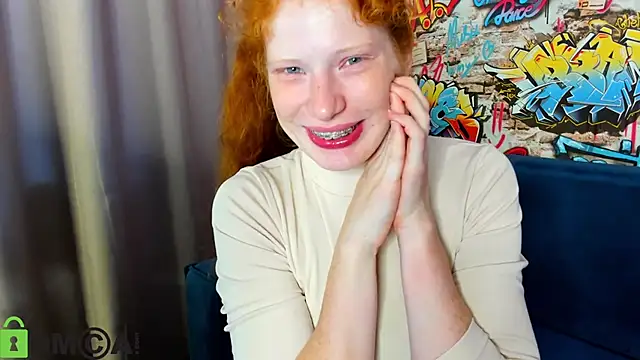 Snapshot of Sandra_Wi1son chatting on 09.25.25 Sandra Wi1son online show from 09.25.25
