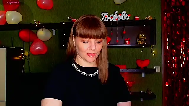 Snapshot of VeronikawGold chatting on 02.15.26 VeronikawGold online show from 02.15.26