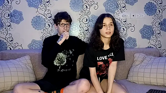 baby lesi online show from 12.22.25