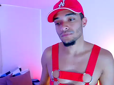 Snapshot of eross_chipre_ chatting on 01.08.26 eross chipre online show from 01.08.26