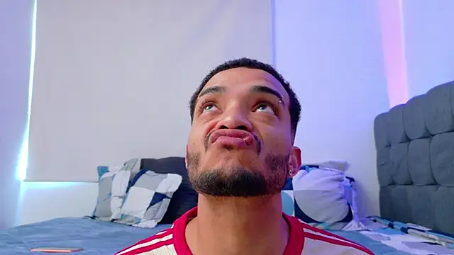 Snapshot of eross_chipre_ chatting on 02.09.26 eross chipre online show from 02.09.26