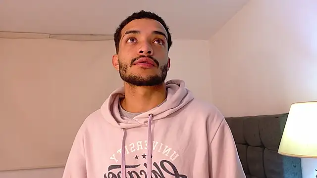 Snapshot of eross_chipre_ chatting on 02.22.26 eross chipre online show from 02.22.26