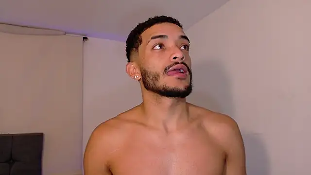 Snapshot of eross_chipre_ chatting on 03.03.26 eross chipre online show from 03.03.26