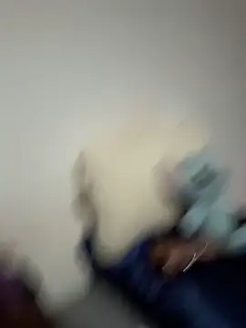 lola  med online show from 10.11.25