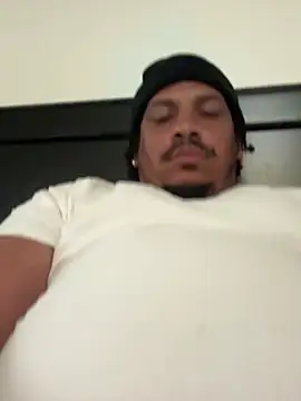 Snapshot of kentbent6 chatting on 03.22.25 kentbent6 online show from 03.22.25