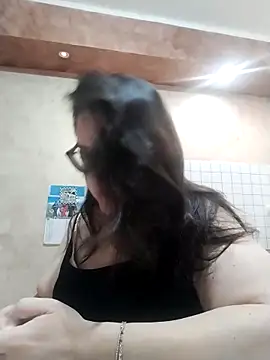 Dolcecurvy online show from 11.18.25