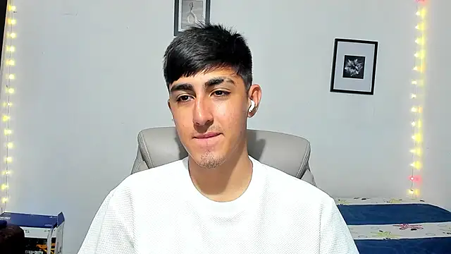 Snapshot of babymaik chatting on 11.13.25 babymaik online show from 11.13.25