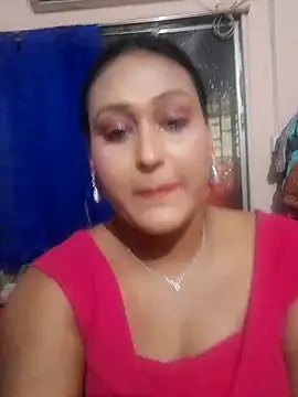 Snapshot of hotlovr chatting on 02.26.25 hotlovr online show from 02.26.25