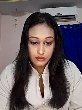 Snapshot of hotlovr chatting on 03.01.25 hotlovr online show from 03.01.25