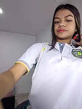 sophia ramirez12 online show from 10.23.25