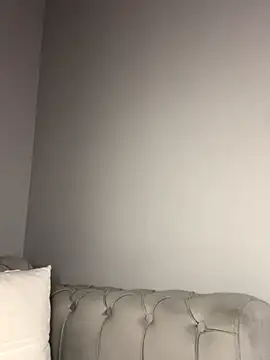 laraaaaaa online show from 11.13.25