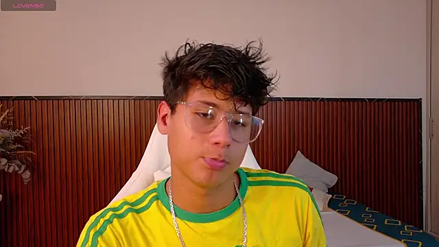 Snapshot of Raiden__Boy chatting on 02.28.25 Raiden Boy online show from 02.28.25