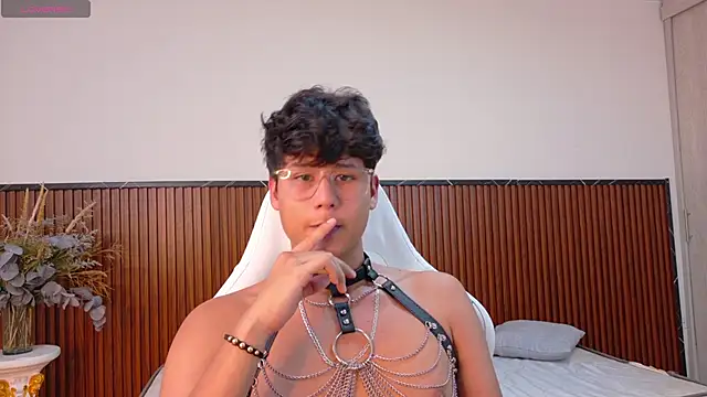 Snapshot of Raiden__Boy chatting on 03.05.25 Raiden Boy online show from 03.05.25