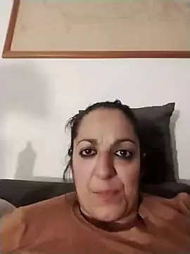 Snapshot of sokiee chatting on 02.24.25 sokiee online show from 02.24.25