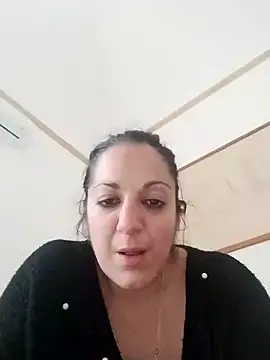 Snapshot of sokiee chatting on 03.10.25 sokiee online show from 03.10.25