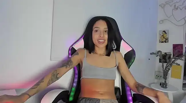 Snapshot of agaataa_ chatting on 03.08.25 agaataa online show from 03.08.25