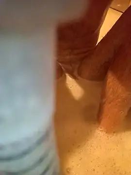 Snapshot of GrindingOvermuch chatting on 10.19.25 GrindingOvermuch online show from 10.19.25