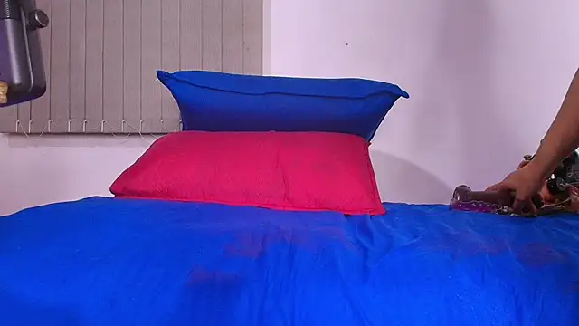 Snapshot of abigail_fx chatting on 09.16.25 abigail fx online show from 09.16.25