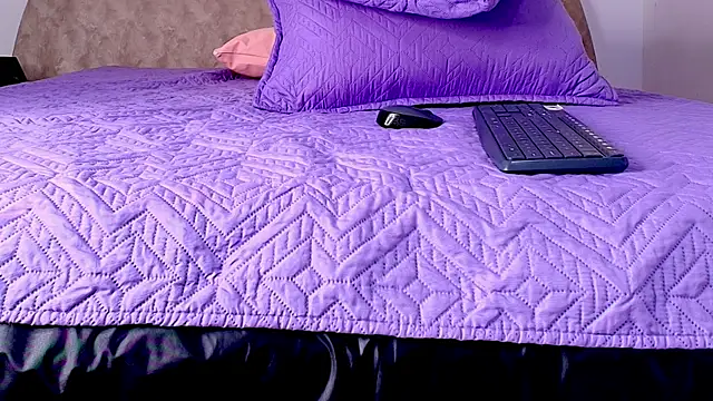 Snapshot of abigail_fx chatting on 11.22.25 abigail fx online show from 11.22.25