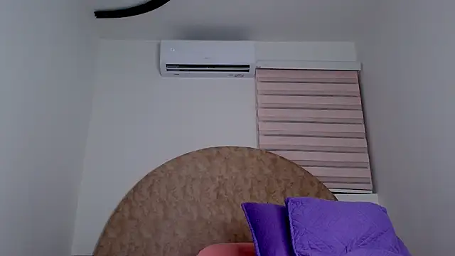 Snapshot of abigail_fx chatting on 11.28.25 abigail fx online show from 11.28.25