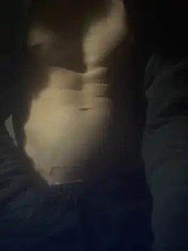 Snapshot of cazzone912025 chatting on 04.06.26 cazzone912025 online show from 04.06.26