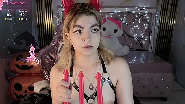 lili conor s online show from 10.27.25