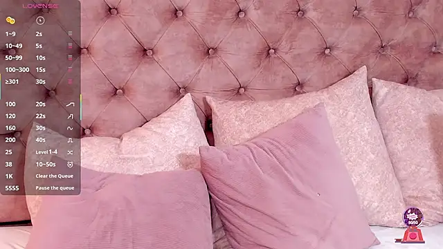 regina noctixx online show from 12.04.25