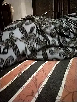 Snapshot of sharnjit299 chatting on 09.12.25 sharnjit299 online show from 09.12.25